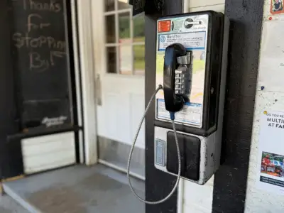 In Vermont, pay phones return free of charge in cellular dead zone