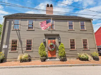 For $2.85 million, an antique Portsmouth home dating to the early 1700s