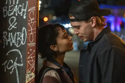 A Terrific Austin Butler Gets Away With Everything in ‘Caught Stealing,’ an Ode to Late-1990s New York City