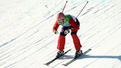 Olympic medalist dies in tragic lightning strike during trip